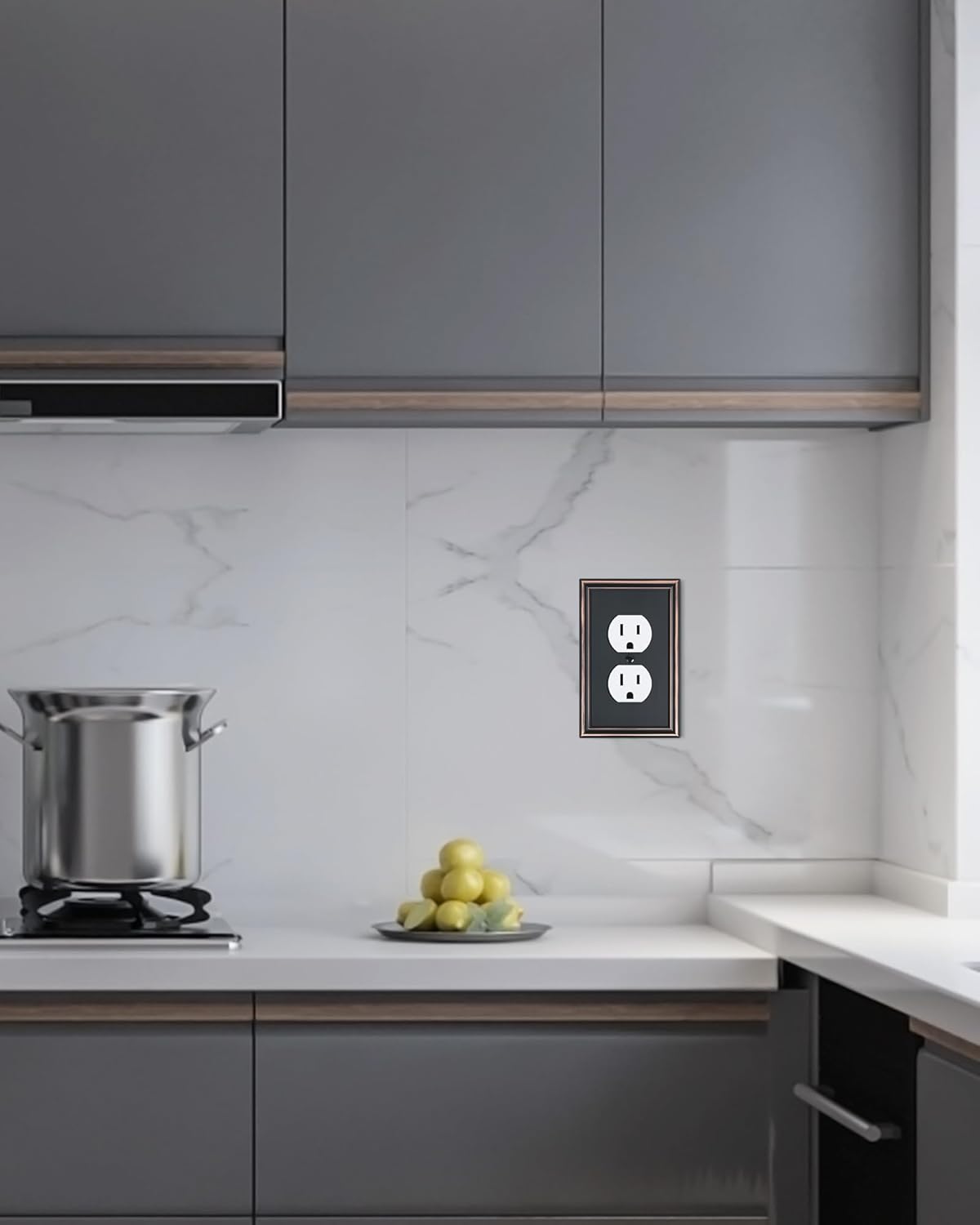 4-Pack Single Duplex Outlet Cover Plate, Decorative Aged Bronze Switch Plates and Outlet Covers, Metal Wall Plates for Electrical Outlets, 1 Gang Receptacle Cover, Corrosion Resistant