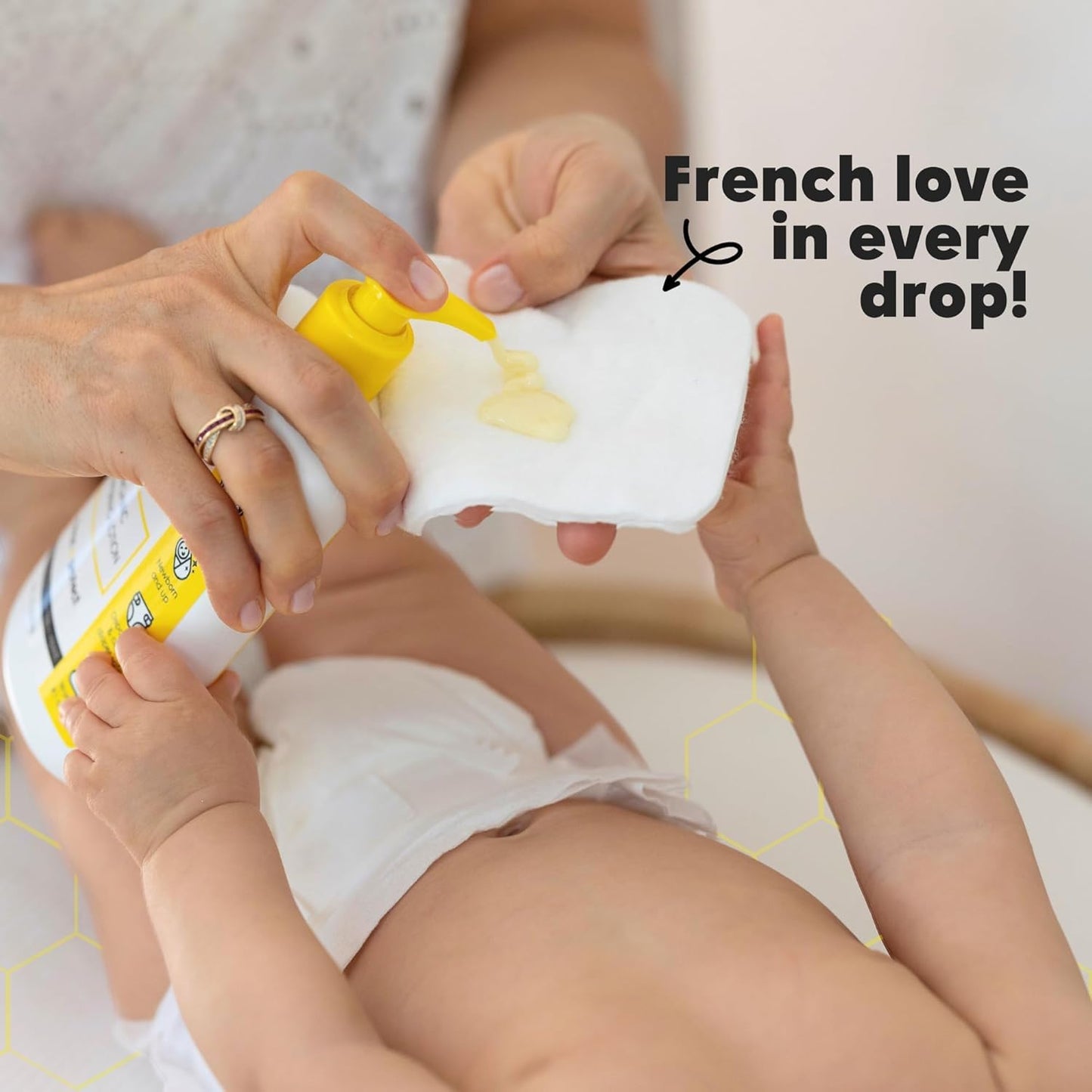La Petite Creme French Premium Liniment Baby Lotion - Diaper Cream Alternative to Wet Wipes - Gentle Moisturizer & Skin Cleanser, USDA Certified Organic Ingredients - Newborn Essentials (8 oz)