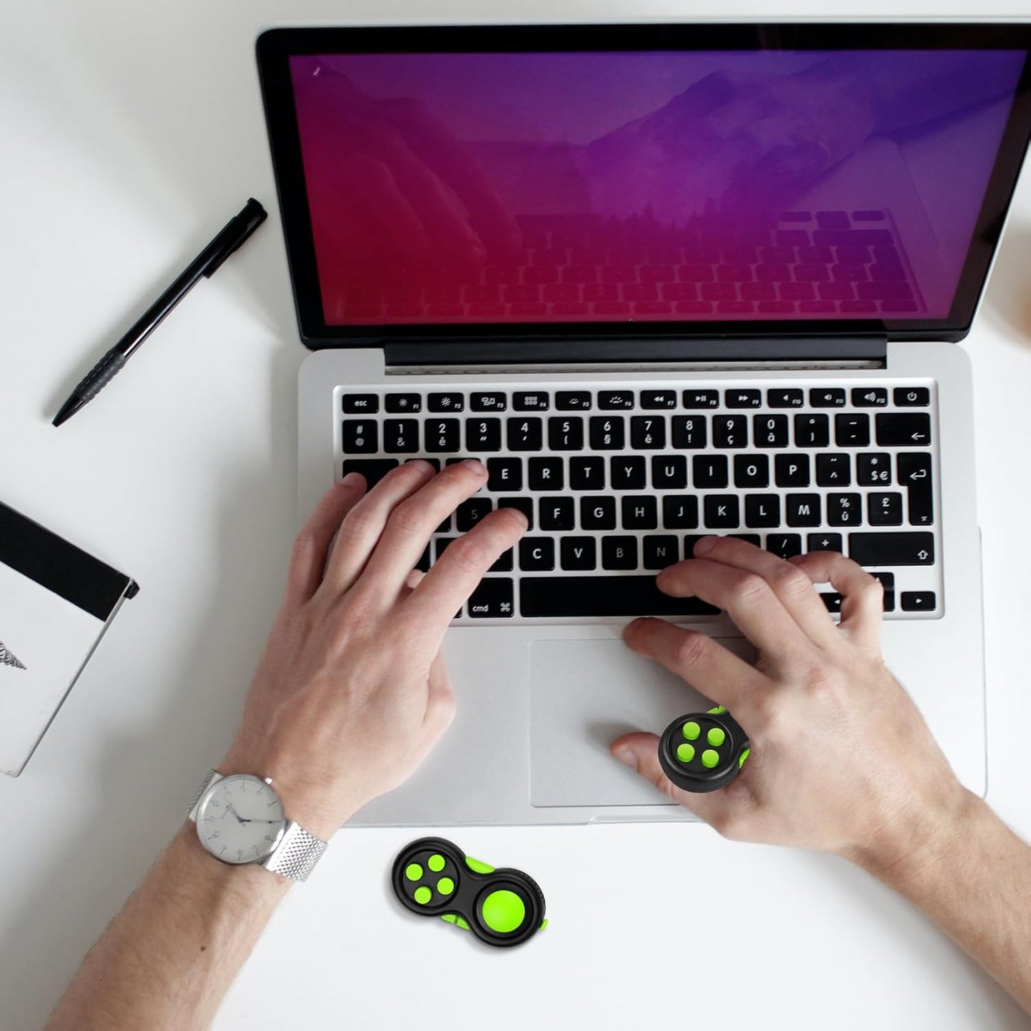 WTYCD Original Fidget Toy Game, Rubberized Classical Controller Fidget Concentration Toy with 8-Fidget Functions and Lanyard - Excellent for Relieving Stress and Anxiety(Green)