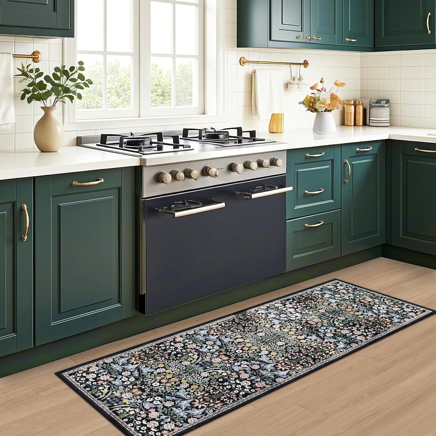 Runner Rug for Entryway: 2.6x8 Kitchen Rugs Non Slip Washable Ultra-Thin Soft Floral Carpet Indoor Stain Resistant Carpets for Hallway Bedroom Kitchen Laundry Bathroom Dorm Dark Black