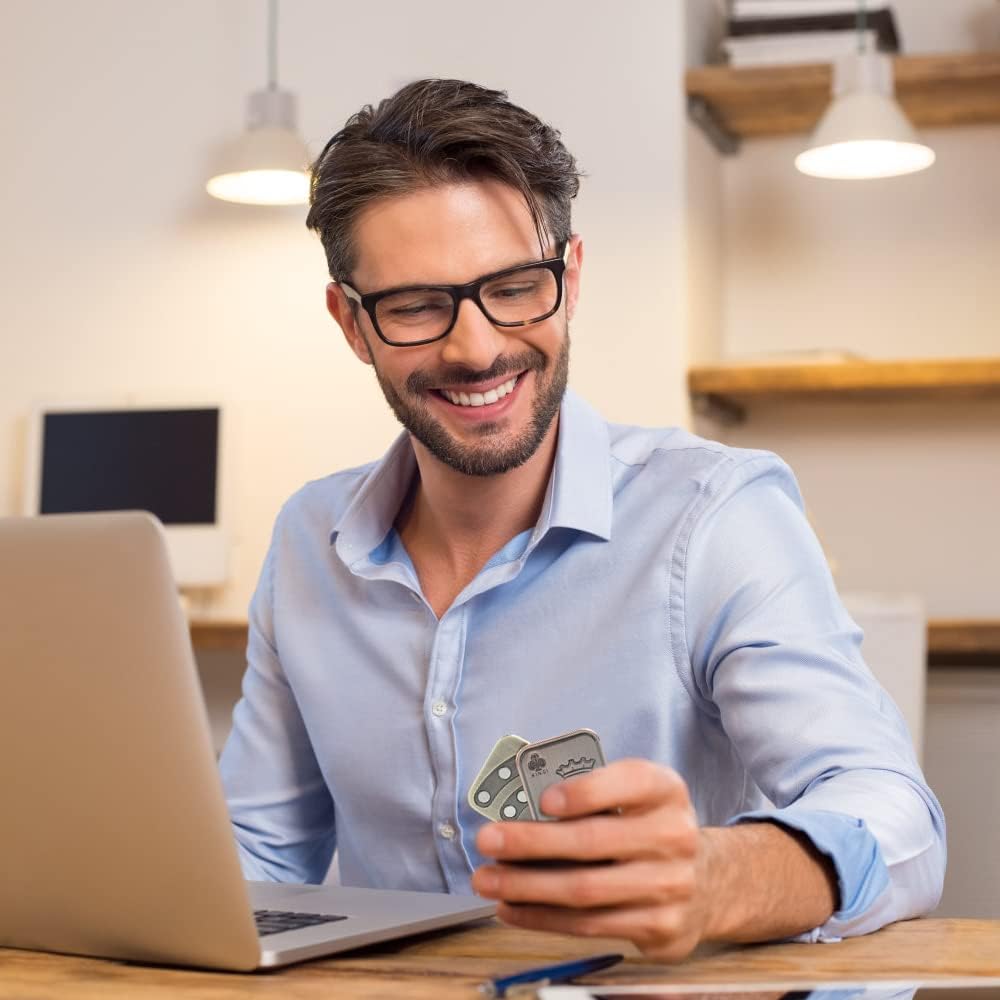 Magnetic Metal Fidget Toys - Metal Poker Queen Fidget Slider Stress Relief Toy, Men's EDC Toy Fidget Toy Haptic Coin, Office Desk Toys Gifts for Boyfriend and Father (Queen)