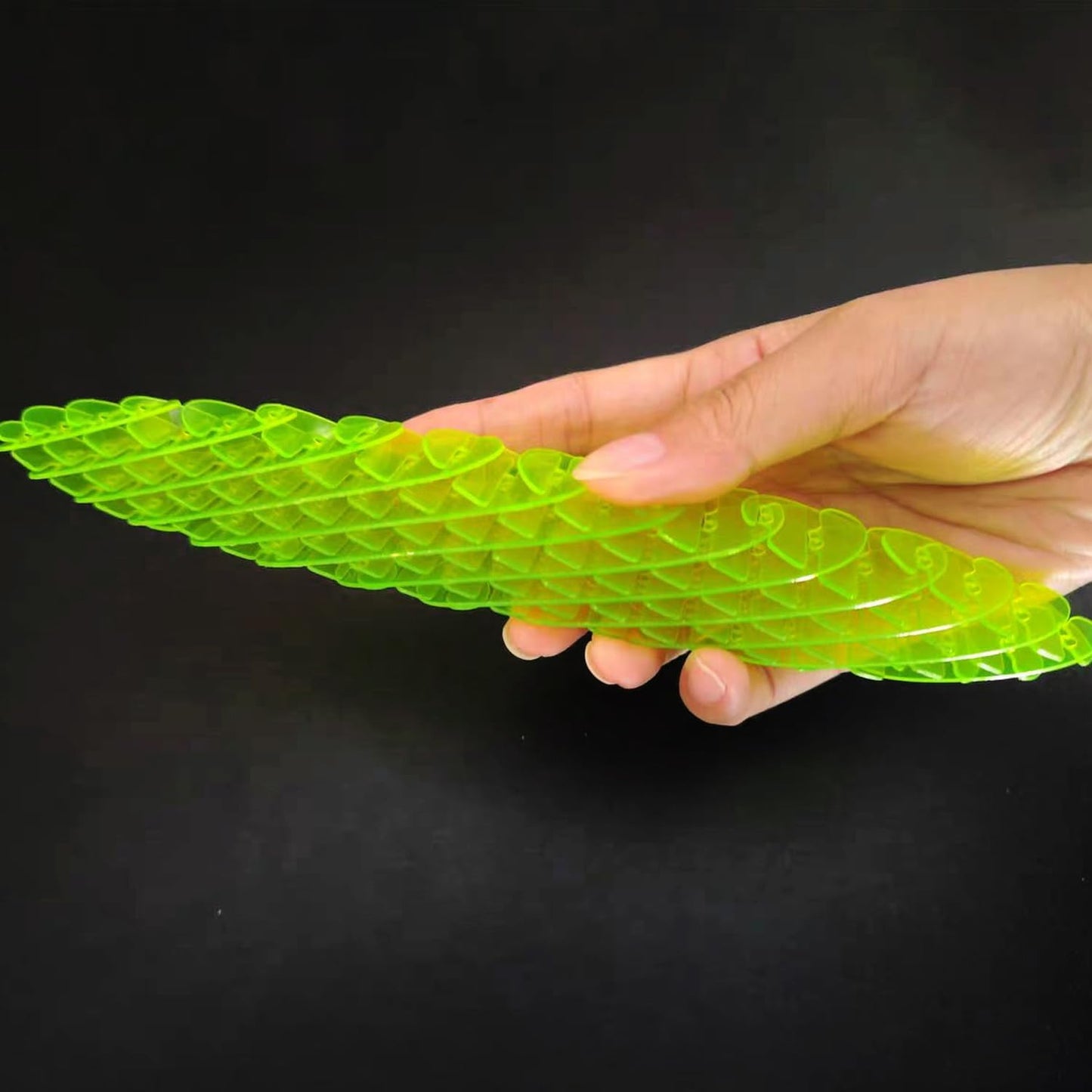 4P Fidget Big Worm Toy｜Sensory Slug Fidget Toy｜ Fidget Toy for Kids&Adults｜ Quiet EDC Resistance Fidget Toy ｜Funny Pocket Fidget Toy｜Sensory Stress Anxiety Relief Toys (Medium)