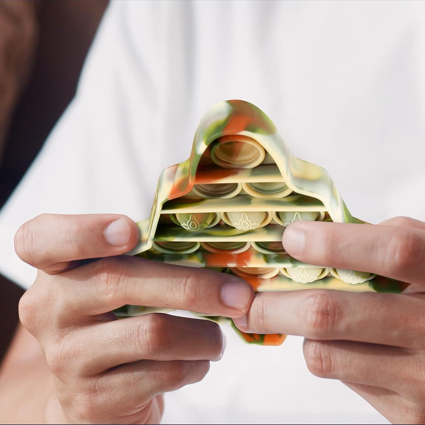 NiHealth Fidget Pack 2PCS Push Pop Bubble Fidget Sensory Fidget Toys for Stress Relief Bubble Popper Fidget Toy, Silicone Squeeze Toy for Kids Adults (Camo Colors T-Rex Dinosaur + Fighter Jet)