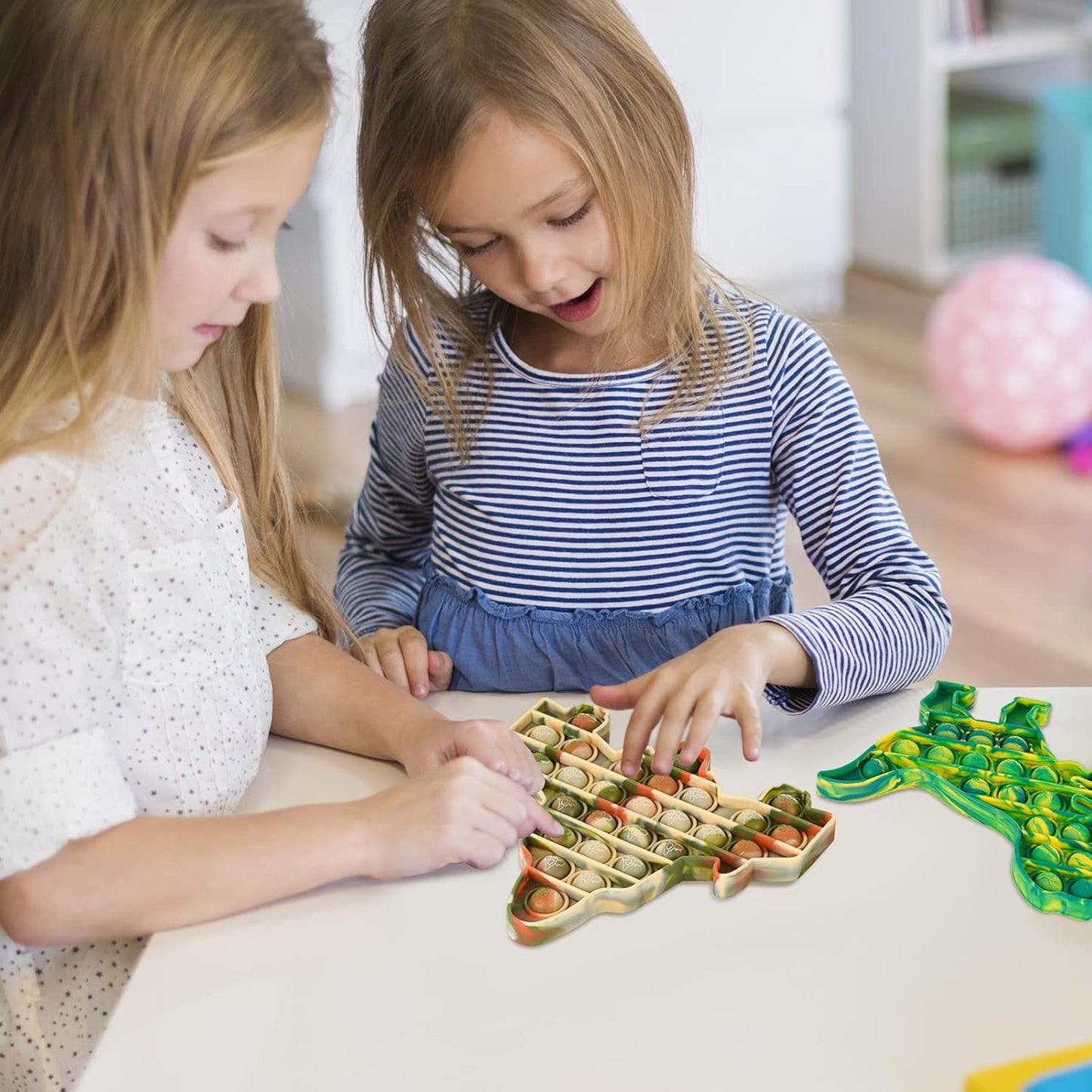 NiHealth Fidget Pack 2PCS Push Pop Bubble Fidget Sensory Fidget Toys for Stress Relief Bubble Popper Fidget Toy, Silicone Squeeze Toy for Kids Adults (Camo Colors T-Rex Dinosaur + Fighter Jet)