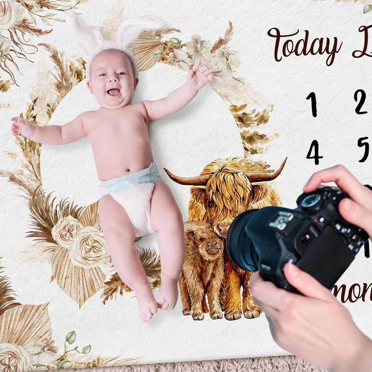 Boho Floral Baby Monthly Milestone Blanket Neutral Bohemian Photo Prop Blanket Personalized Highland Cow Baby Present Pampas Grass Ideas for Newborn Nursery Decor (Brown, Highland Cow)