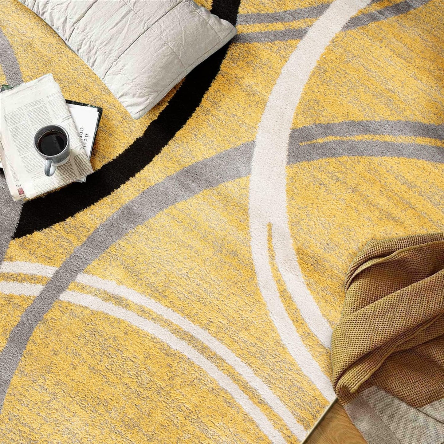 Rugshop Modern Wavy Circles Design Area Rug 8'8" x 12' Yellow