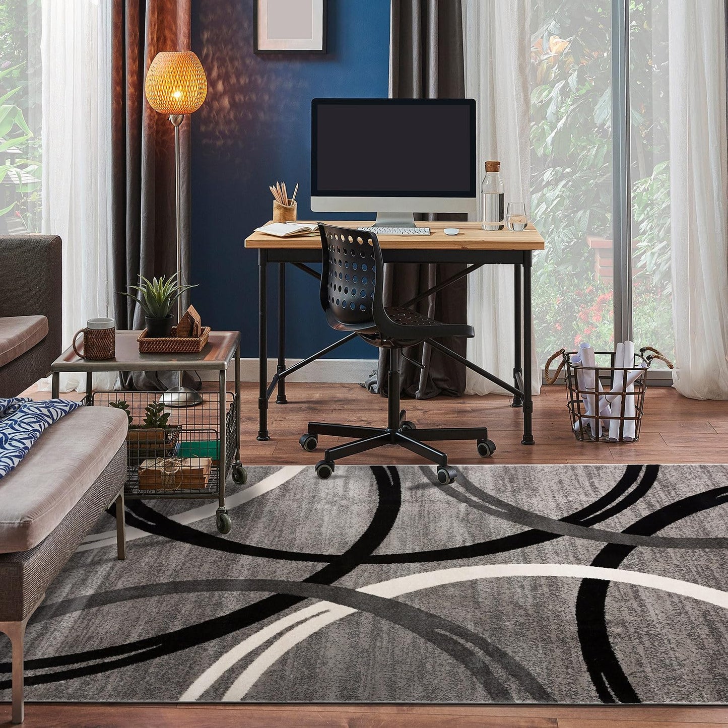 Rugshop Modern Wavy Circles Design Area Rug 6'6" x 9' Gray