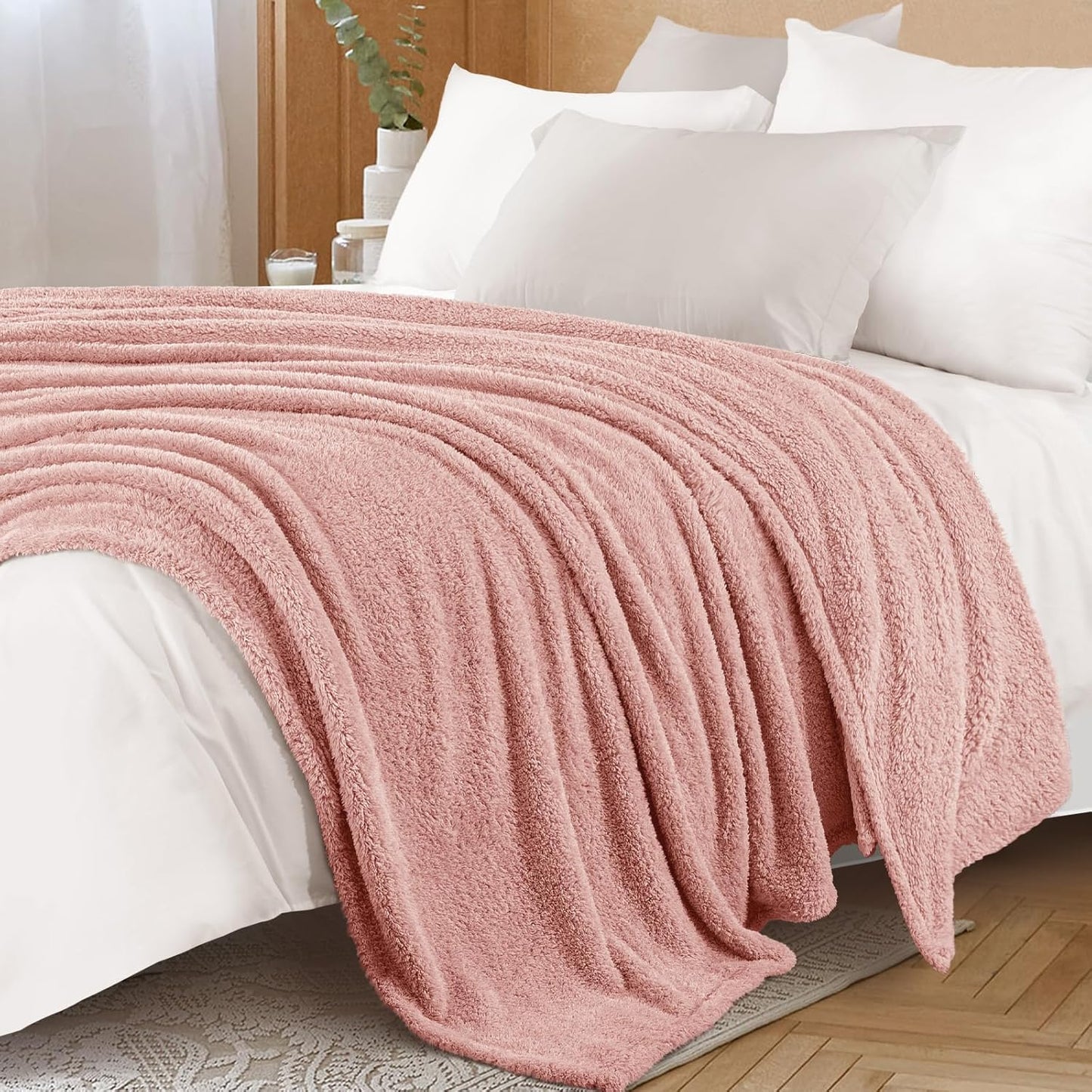 Exclusivo Mezcla Fleece Throw Blanket for Couch Sofa, Soft Warm and Fluffy Blankets for Women Men Girls Kids, Suitable for All Seasons, Dusty Pink, 50x60 Inches