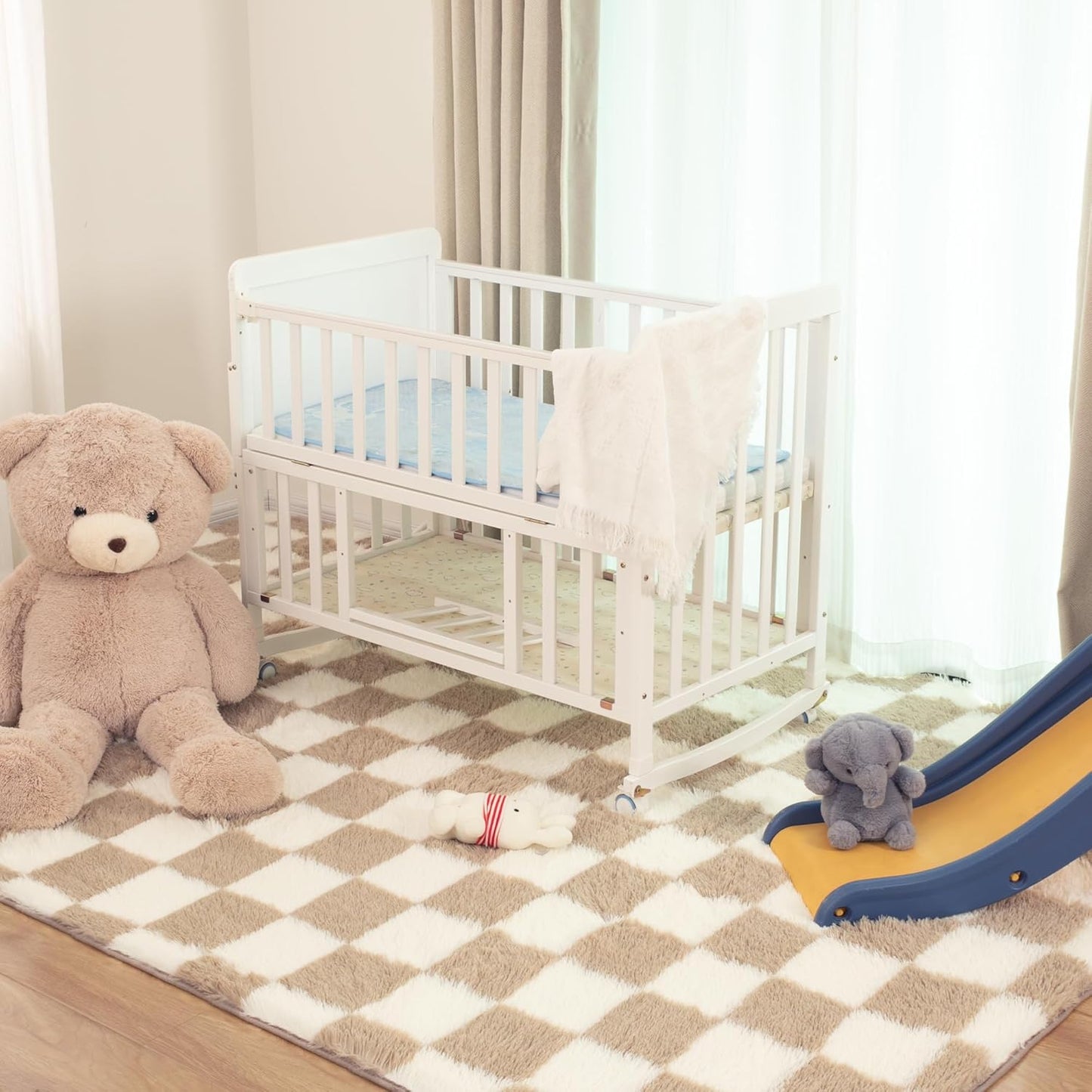 Super Soft Rug for Bedroom, 3x5 Ft Beige and White Area Rug Classic Checkered Shaggy Anti-Skid High Pile Soft Fluffy Rug Fuzzy Carpet for Living Room Bedroom Kids Room Nursery, Dorm Home Decor