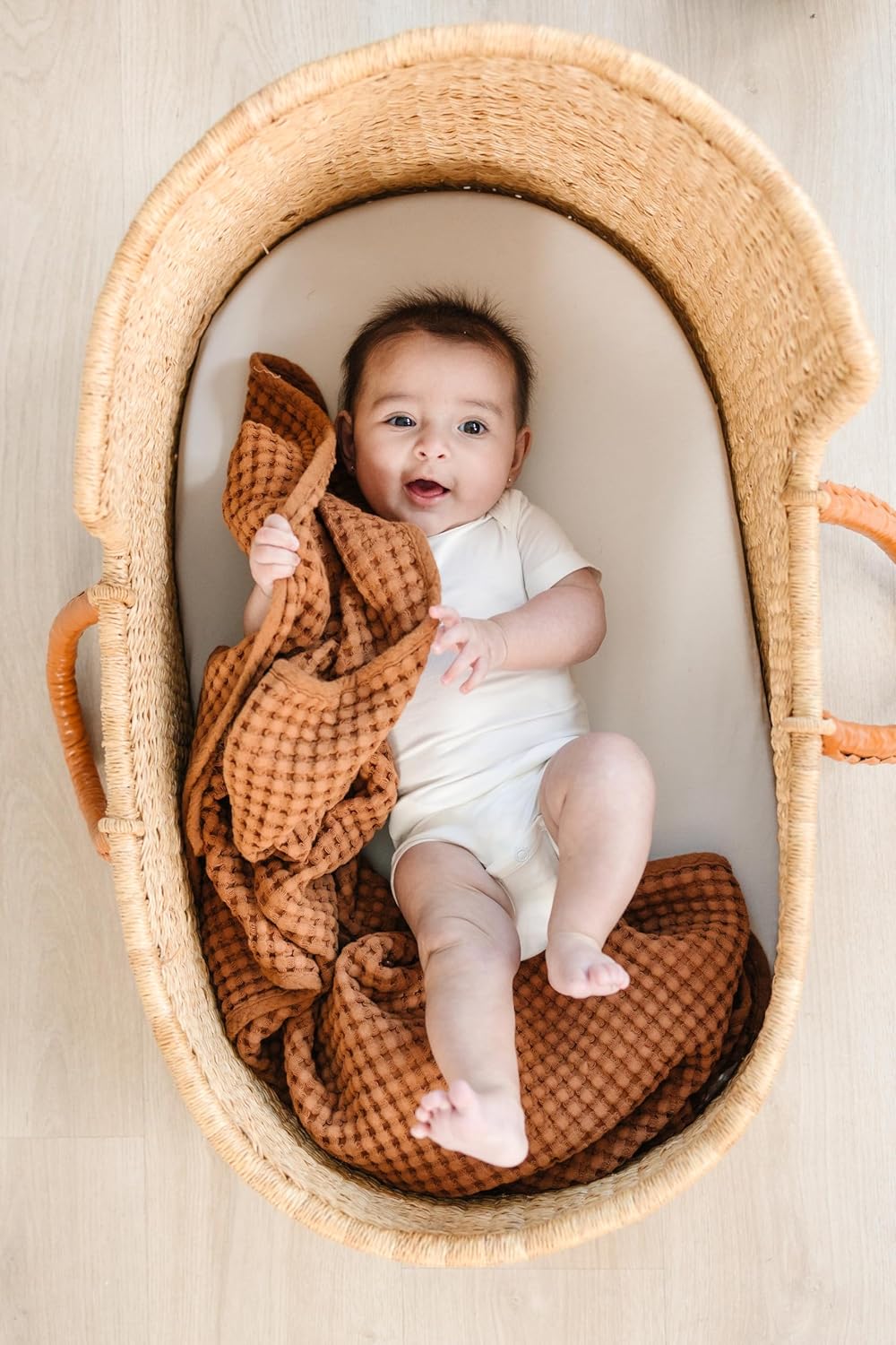 Konssy Waffle Baby Blanket - Soft & Cozy Nursery Swaddle Blanket, Lightweight Toddler Throw for Boys & Girls, Ideal for Wrapping(Brown)