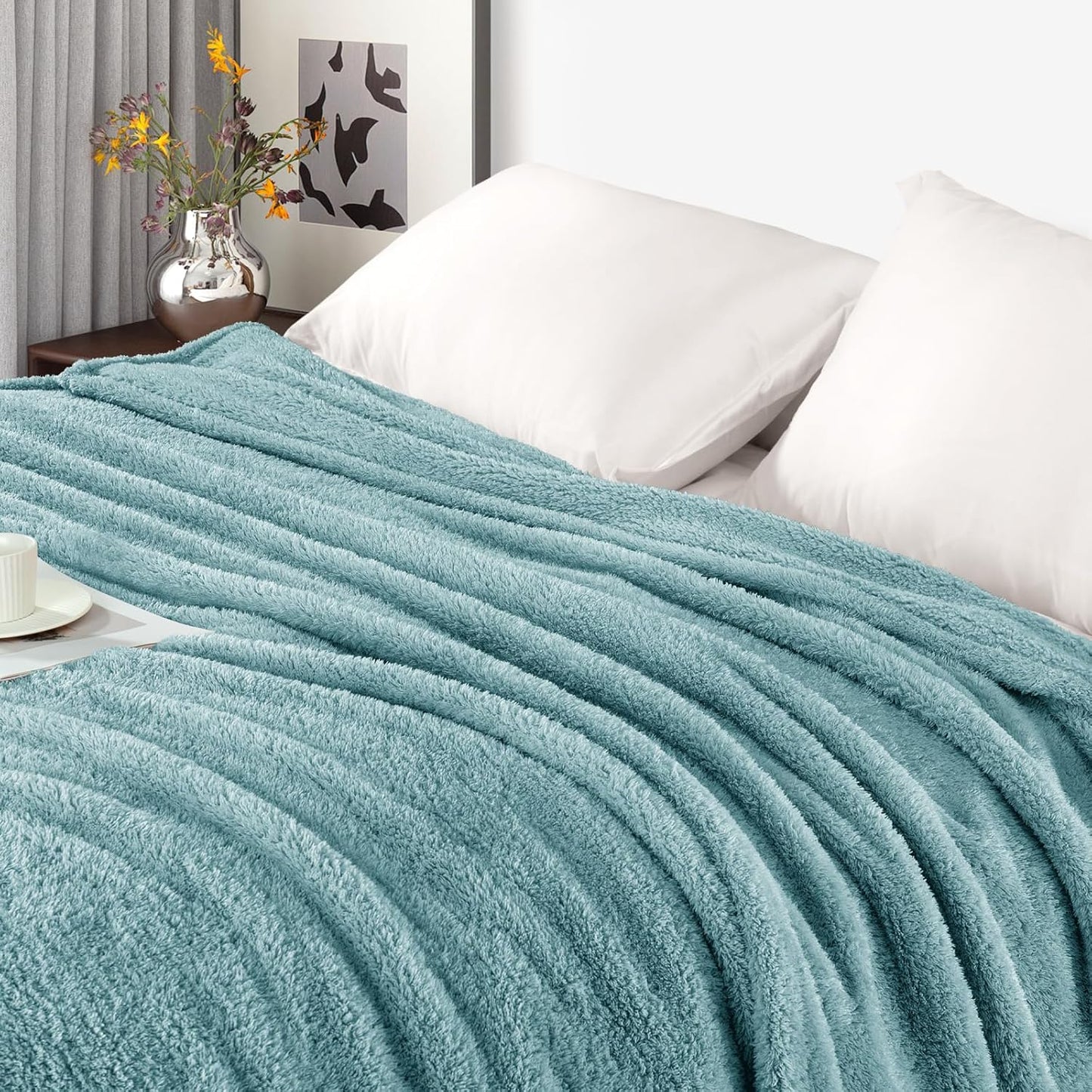 Exclusivo Mezcla Fleece Throw Blanket for Couch Sofa, Soft Warm and Fluffy Blankets for Women Men Girls Kids, Suitable for All Seasons, Slate Blue, 50x60 Inches