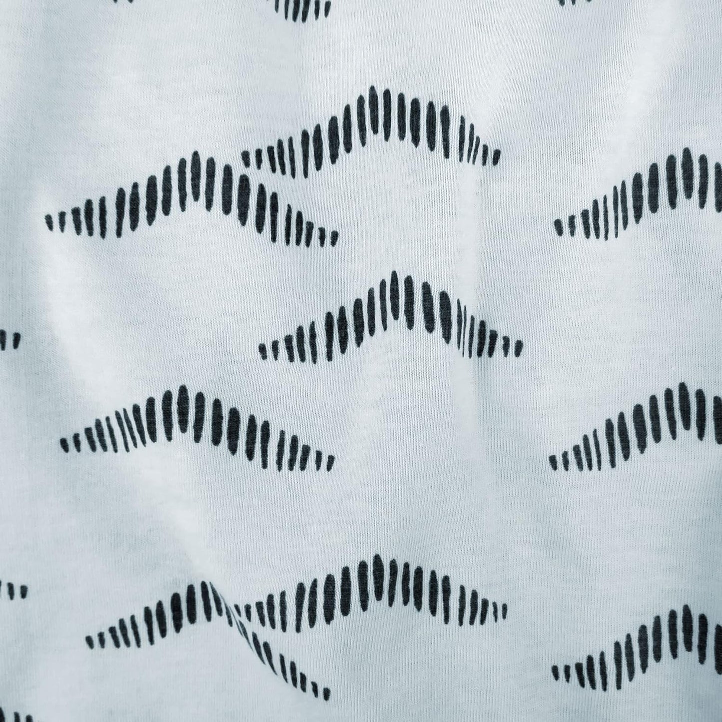 HonestBaby Boys Organic Cotton Changing Pad Cover, Pyramids Whispering Blue, One Size