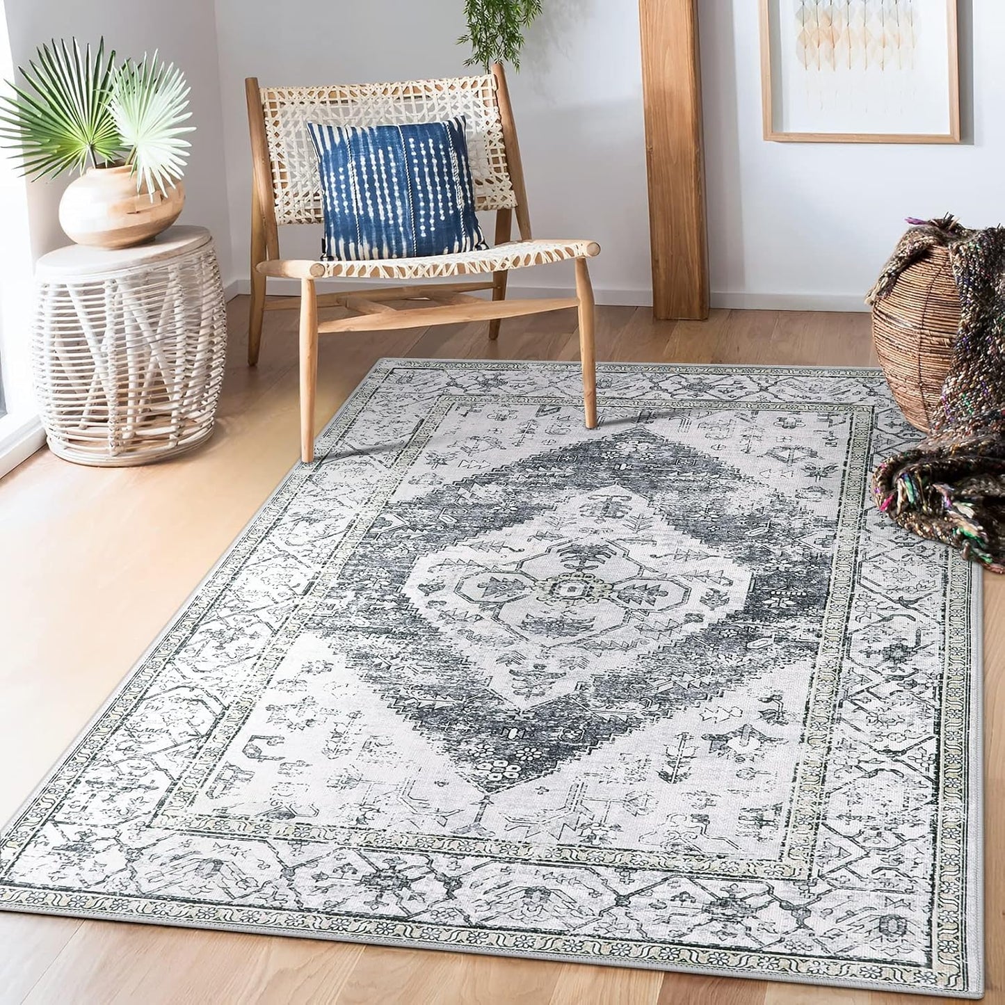 Lahome Boho Washable Rugs for Bedroom - 3x5 Area Rugs for Living Room Throw Non-Slip Thin Entryway Rug Kitchen Rugs Grey Oriental Distressed Print Capet for Office Bathroom Laundry Room Dining Room