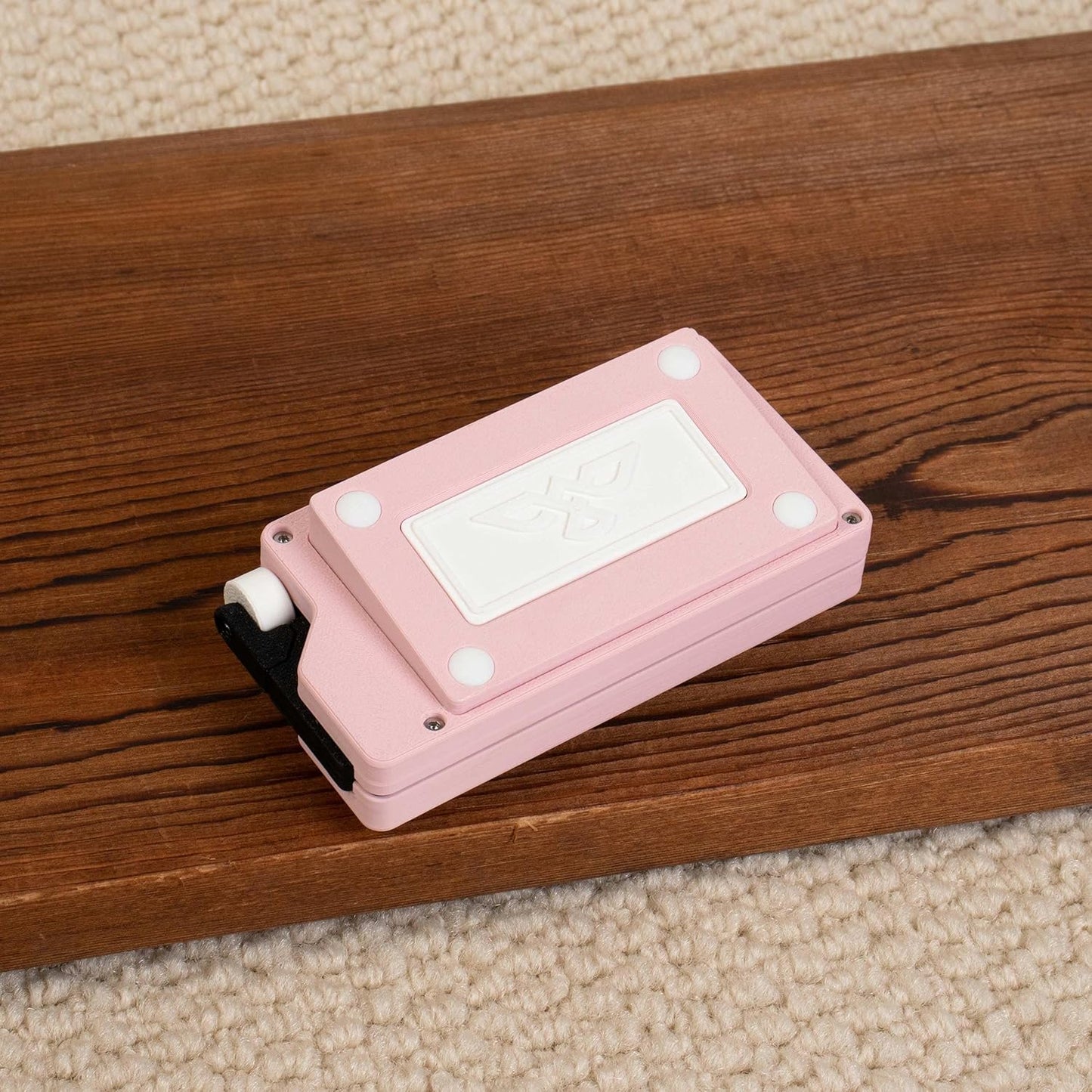 Keyboard Fidget Toys for Adults 3D Printing Keyboard Clicker Fidget Sensory Fun Toys with Keycaps Switch for Anxiety Decompression (Pink)