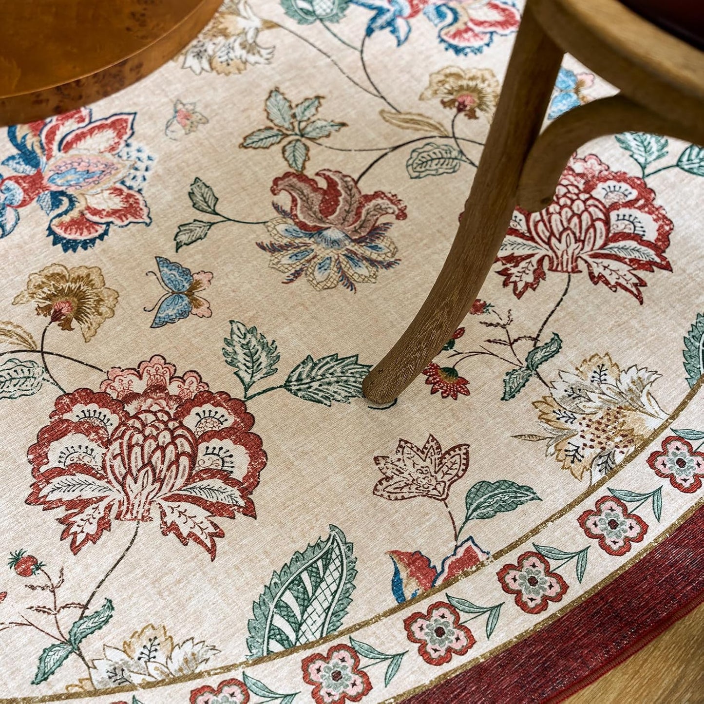 jinchan 5ft Floral Round Rug for Entryway Washable Kitchen Rug Vintage Romance Design Non Slip Indoor Doormat Lightweight Low-Profile Throw Carpet for Living Room Dining Room Bedroom, Red/Beige