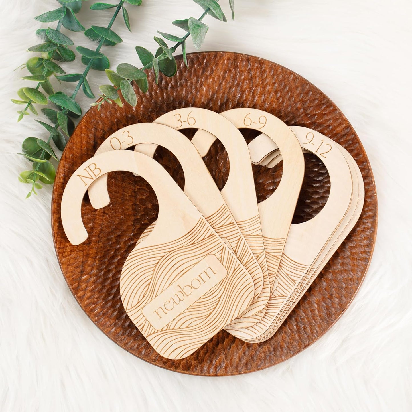 Whitluck's Baby Closet Dividers - 8-Pack Double-Sided Wooden Hangers for Organizing Baby Clothes from Newborn to 24 Months (Infant to Toddler) - Cute and Functional Nursery Decor for Boys and Girls